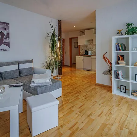 Wohnen Ueber Einem Mediterranen Restaurant,apartment 2 Oder 3