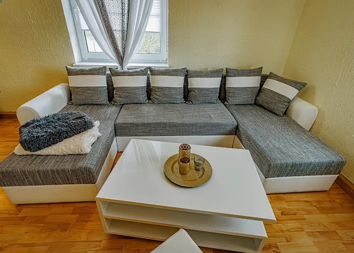 Wohnen Ueber Einem Mediterranen Restaurant,apartment 2 Oder 3 Daire Leipzig