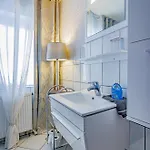 Wohnen Ueber Einem Mediterranen Restaurant,apartment 2 Oder 3 아파트