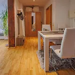 아파트 Wohnen Ueber Einem Mediterranen Restaurant,apartment 2 Oder 3 *