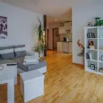 Wohnen Ueber Einem Mediterranen Restaurant,apartment 2 Oder 3