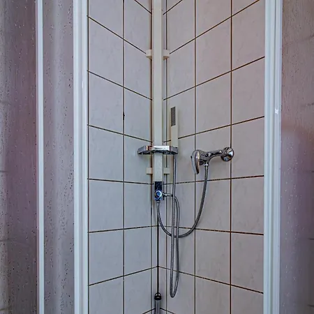 Wohnen Ueber Einem Mediterranen Restaurant,apartment 2 Oder 3 * Leipzig