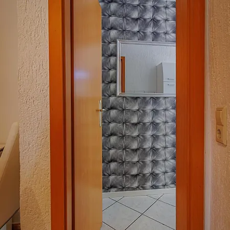 Wohnen Ueber Einem Mediterranen Restaurant,apartment 2 Oder 3 Leipzig