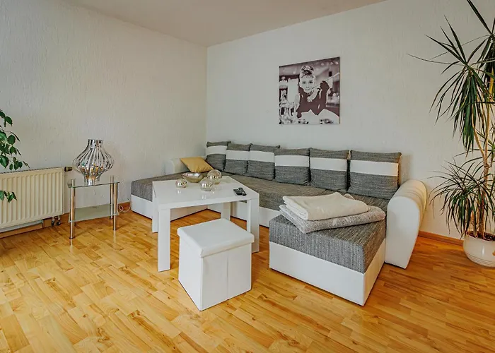 Wohnen Ueber Einem Mediterranen Restaurant,apartment 2 Oder 3